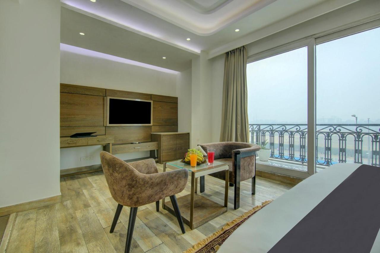 Townhouse Oak Hotel Dev Palace เดลี ภายนอก รูปภาพ
