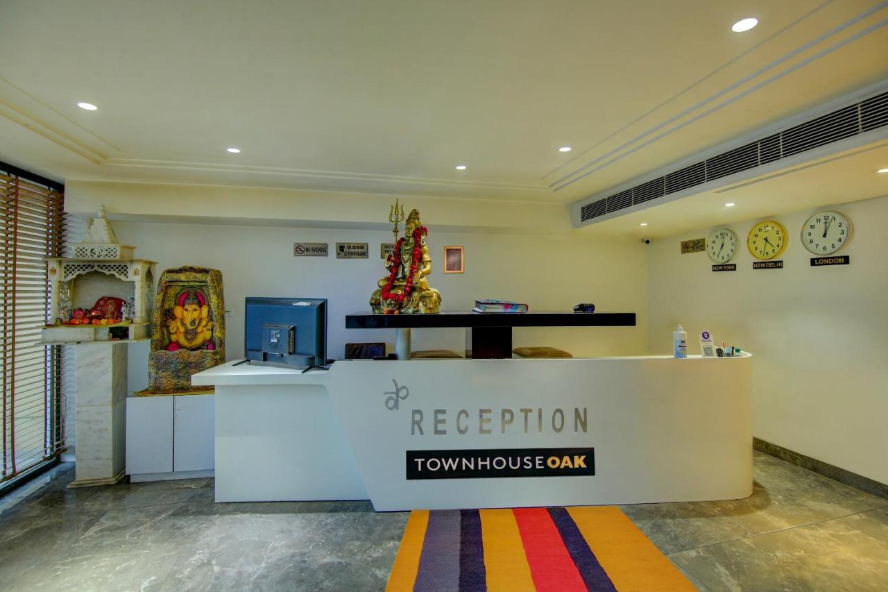 Townhouse Oak Hotel Dev Palace เดลี ภายนอก รูปภาพ