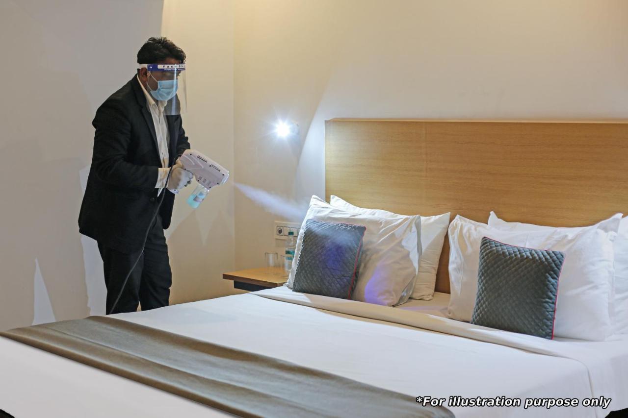 Townhouse Oak Hotel Dev Palace เดลี ภายนอก รูปภาพ