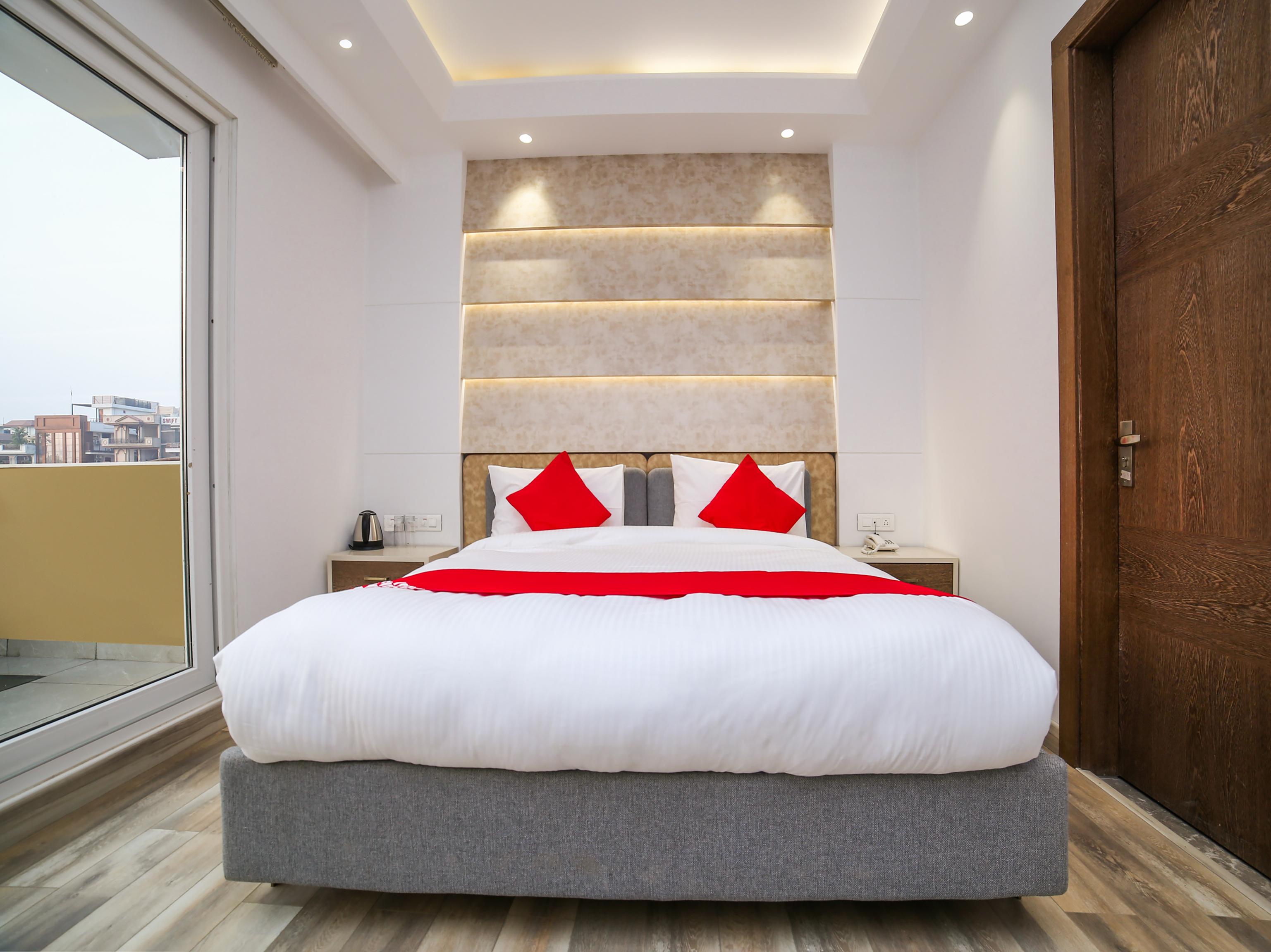 Townhouse Oak Hotel Dev Palace เดลี ภายนอก รูปภาพ